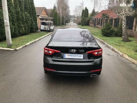 Хендай Соната, об'ємом двигуна 2 л та пробігом 420 тис. км за 9990 $, фото 1 на Automoto.ua