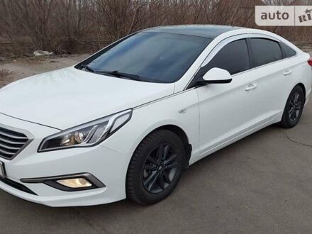 Хендай Соната, об'ємом двигуна 2 л та пробігом 200 тис. км за 10500 $, фото 1 на Automoto.ua