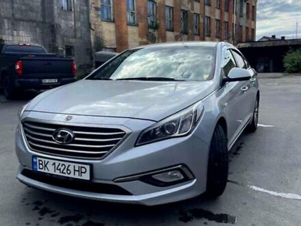 Хендай Соната, объемом двигателя 2 л и пробегом 385 тыс. км за 8200 $, фото 1 на Automoto.ua