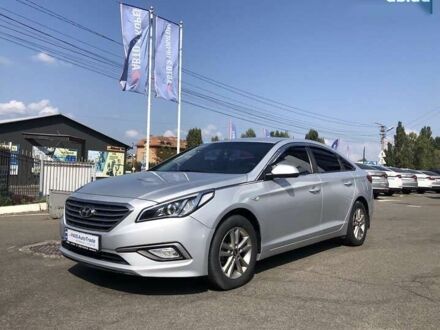 Хендай Соната 2017 у Києві на Automoto.ua Хендай Соната, об'ємом двигуна 2 л та пробігом 448 тис. км за 9490 $, фото 1 на Automoto.ua