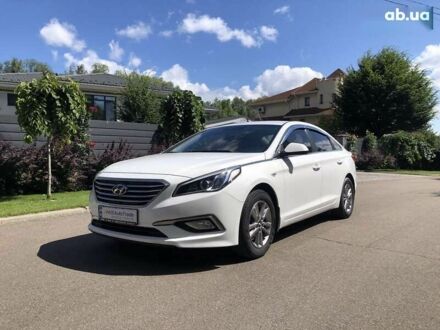 Хендай Соната, об'ємом двигуна 2 л та пробігом 386 тис. км за 10390 $, фото 1 на Automoto.ua