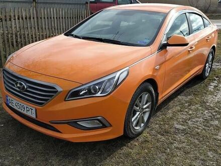 Хендай Соната 2017 в Лановцах на Automoto.ua Хендай Соната, объемом двигателя 2 л и пробегом 352 тыс. км за 7900 $, фото 1 на Automoto.ua