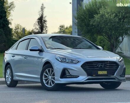 Хендай Соната, объемом двигателя 2 л и пробегом 278 тыс. км за 11900 $, фото 1 на Automoto.ua