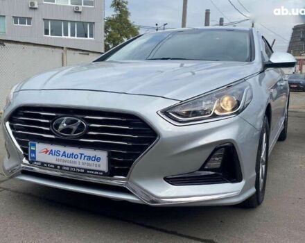 Хендай Соната, объемом двигателя 2 л и пробегом 388 тыс. км за 11490 $, фото 1 на Automoto.ua