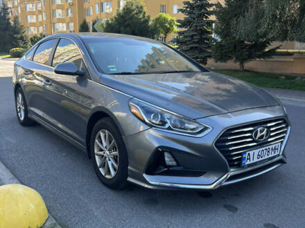 Хендай Соната, объемом двигателя 2.4 л и пробегом 110 тыс. км за 11200 $, фото 1 на Automoto.ua
