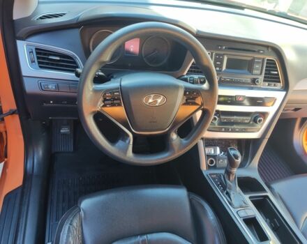 Желтый Хендай Соната, объемом двигателя 2 л и пробегом 500 тыс. км за 6500 $, фото 12 на Automoto.ua