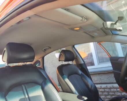 Желтый Хендай Соната, объемом двигателя 2 л и пробегом 500 тыс. км за 6500 $, фото 9 на Automoto.ua