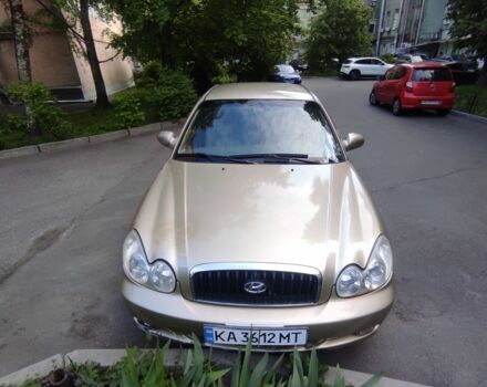 Хендай Соната 2004 в Киеве на Automoto.ua Желтый Хендай Соната, объемом двигателя 2 л и пробегом 285 тыс. км за 2682 $, фото 1 на Automoto.ua