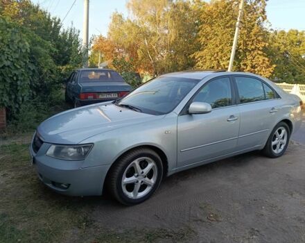 Серый Хендай Соната, объемом двигателя 2 л и пробегом 2 тыс. км за 3400 $, фото 7 на Automoto.ua