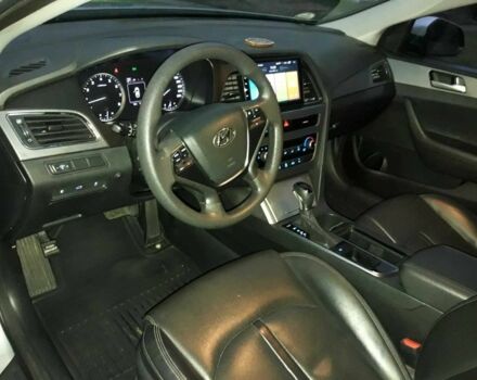 Серый Хендай Соната, объемом двигателя 2 л и пробегом 86 тыс. км за 9000 $, фото 5 на Automoto.ua