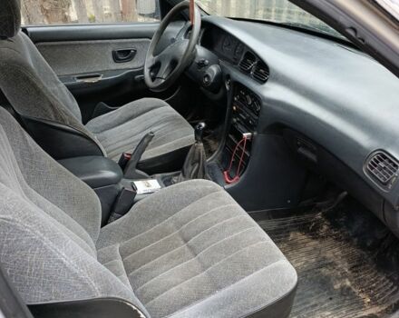 Серый Хендай Соната, объемом двигателя 2 л и пробегом 673 тыс. км за 1300 $, фото 3 на Automoto.ua