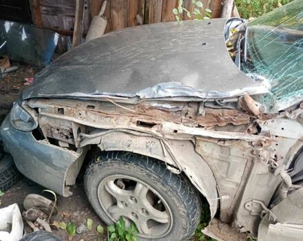 Сірий Хендай Соната, об'ємом двигуна 2 л та пробігом 187 тис. км за 1100 $, фото 5 на Automoto.ua