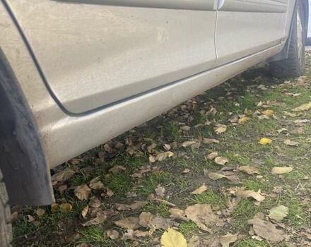 Серый Хендай Соната, объемом двигателя 2 л и пробегом 350 тыс. км за 3500 $, фото 6 на Automoto.ua