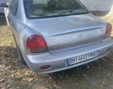 Серый Хендай Соната, объемом двигателя 2 л и пробегом 350 тыс. км за 3500 $, фото 2 на Automoto.ua