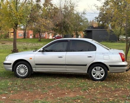 Сірий Хендай Соната, об'ємом двигуна 1.6 л та пробігом 270 тис. км за 1950 $, фото 6 на Automoto.ua