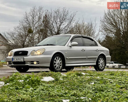 Сірий Хендай Соната, об'ємом двигуна 2 л та пробігом 255 тис. км за 2999 $, фото 8 на Automoto.ua