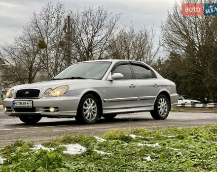 Серый Хендай Соната, объемом двигателя 2 л и пробегом 255 тыс. км за 3499 $, фото 10 на Automoto.ua