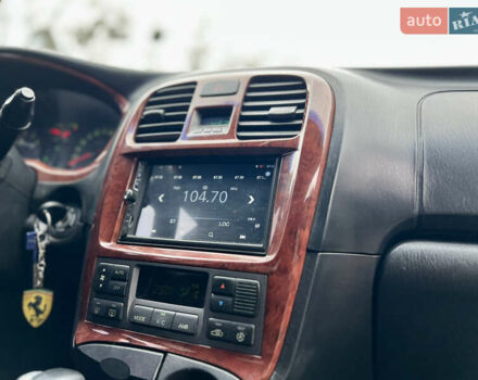 Сірий Хендай Соната, об'ємом двигуна 2 л та пробігом 255 тис. км за 2999 $, фото 36 на Automoto.ua