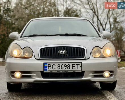 Серый Хендай Соната, объемом двигателя 2 л и пробегом 255 тыс. км за 3499 $, фото 6 на Automoto.ua