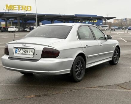 Серый Хендай Соната, объемом двигателя 2 л и пробегом 330 тыс. км за 2800 $, фото 2 на Automoto.ua