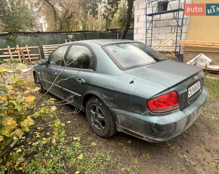 Серый Хендай Соната, объемом двигателя 2 л и пробегом 270 тыс. км за 1650 $, фото 3 на Automoto.ua