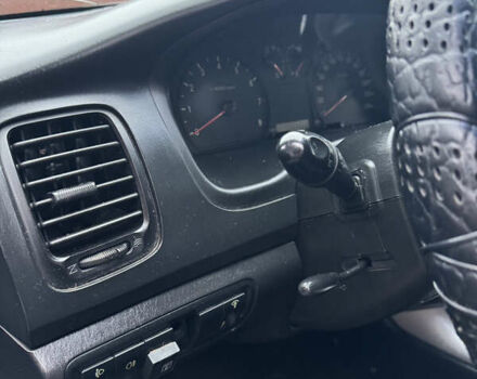 Серый Хендай Соната, объемом двигателя 2 л и пробегом 270 тыс. км за 1699 $, фото 12 на Automoto.ua