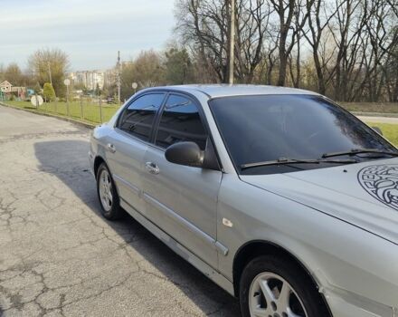 Хендай Соната 2004 в Львове на Automoto.ua Серый Хендай Соната, объемом двигателя 2 л и пробегом 380 тыс. км за 2700 $, фото 2 на Automoto.ua