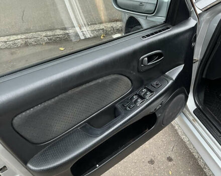 Серый Хендай Соната, объемом двигателя 2 л и пробегом 287 тыс. км за 3700 $, фото 14 на Automoto.ua