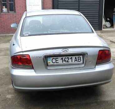 Серый Хендай Соната, объемом двигателя 2 л и пробегом 260 тыс. км за 3250 $, фото 3 на Automoto.ua