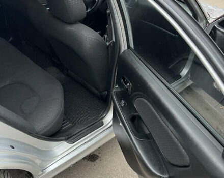 Серый Хендай Соната, объемом двигателя 2 л и пробегом 287 тыс. км за 3700 $, фото 22 на Automoto.ua