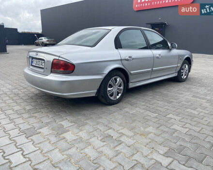 Серый Хендай Соната, объемом двигателя 2 л и пробегом 270 тыс. км за 2750 $, фото 9 на Automoto.ua