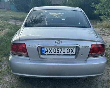 Сірий Хендай Соната, об'ємом двигуна 2 л та пробігом 230 тис. км за 2800 $, фото 2 на Automoto.ua