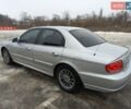 Сірий Хендай Соната, об'ємом двигуна 2 л та пробігом 136 тис. км за 5000 $, фото 3 на Automoto.ua