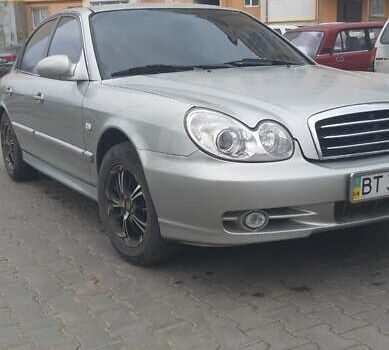 Хендай Соната 2004 в Виннице на Automoto.ua Серый Хендай Соната, объемом двигателя 2 л и пробегом 260 тыс. км за 4200 $, фото 2 на Automoto.ua