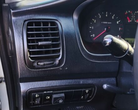 Хендай Соната 2004 в Львове на Automoto.ua Серый Хендай Соната, объемом двигателя 2 л и пробегом 380 тыс. км за 2700 $, фото 13 на Automoto.ua