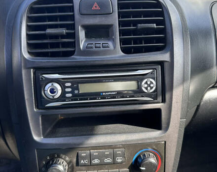 Серый Хендай Соната, объемом двигателя 2 л и пробегом 255 тыс. км за 3350 $, фото 11 на Automoto.ua