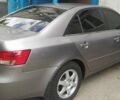 Серый Хендай Соната, объемом двигателя 2.4 л и пробегом 334 тыс. км за 5500 $, фото 2 на Automoto.ua