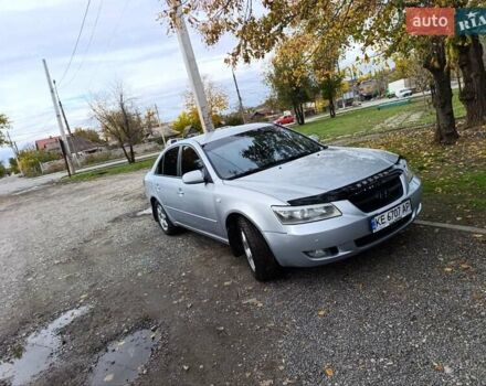 Сірий Хендай Соната, об'ємом двигуна 2.4 л та пробігом 275 тис. км за 4700 $, фото 1 на Automoto.ua