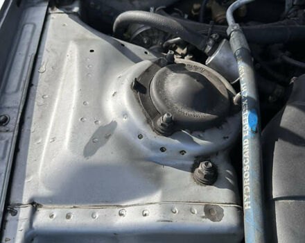 Серый Хендай Соната, объемом двигателя 2 л и пробегом 255 тыс. км за 3350 $, фото 15 на Automoto.ua