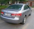 Серый Хендай Соната, объемом двигателя 2.4 л и пробегом 193 тыс. км за 5000 $, фото 1 на Automoto.ua