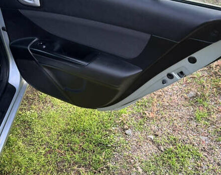 Хендай Соната 2006 у Смеле на Automoto.ua Сірий Хендай Соната, об'ємом двигуна 1.99 л та пробігом 275 тис. км за 5100 $, фото 20 на Automoto.ua