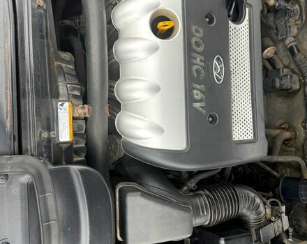 Серый Хендай Соната, объемом двигателя 2.4 л и пробегом 192 тыс. км за 6000 $, фото 9 на Automoto.ua