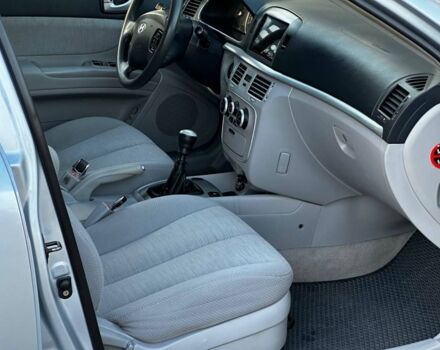 Серый Хендай Соната, объемом двигателя 2.4 л и пробегом 232 тыс. км за 5590 $, фото 14 на Automoto.ua