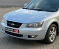 Серый Хендай Соната, объемом двигателя 2.4 л и пробегом 232 тыс. км за 5590 $, фото 7 на Automoto.ua