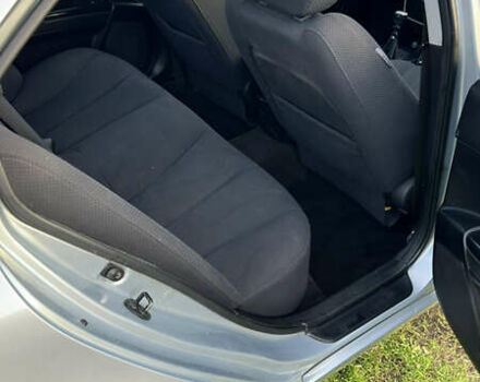 Хендай Соната 2006 у Смеле на Automoto.ua Сірий Хендай Соната, об'ємом двигуна 1.99 л та пробігом 275 тис. км за 5100 $, фото 19 на Automoto.ua