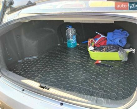 Серый Хендай Соната, объемом двигателя 1.99 л и пробегом 260 тыс. км за 6000 $, фото 8 на Automoto.ua