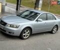 Серый Хендай Соната, объемом двигателя 2.4 л и пробегом 200 тыс. км за 3700 $, фото 36 на Automoto.ua