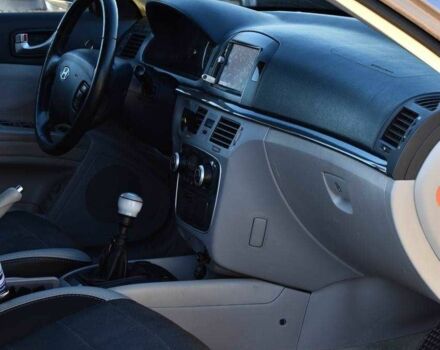 Серый Хендай Соната, объемом двигателя 2.4 л и пробегом 280 тыс. км за 5299 $, фото 11 на Automoto.ua