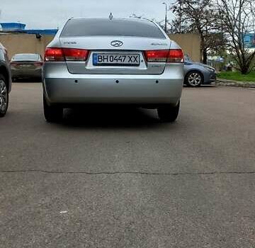 Хендай Соната 2006 в Одессе на Automoto.ua Серый Хендай Соната, объемом двигателя 2 л и пробегом 290 тыс. км за 5900 $, фото 1 на Automoto.ua