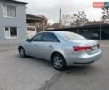 Серый Хендай Соната, объемом двигателя 2.4 л и пробегом 217 тыс. км за 4900 $, фото 6 на Automoto.ua